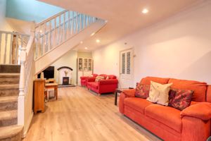 Lounge- click for photo gallery